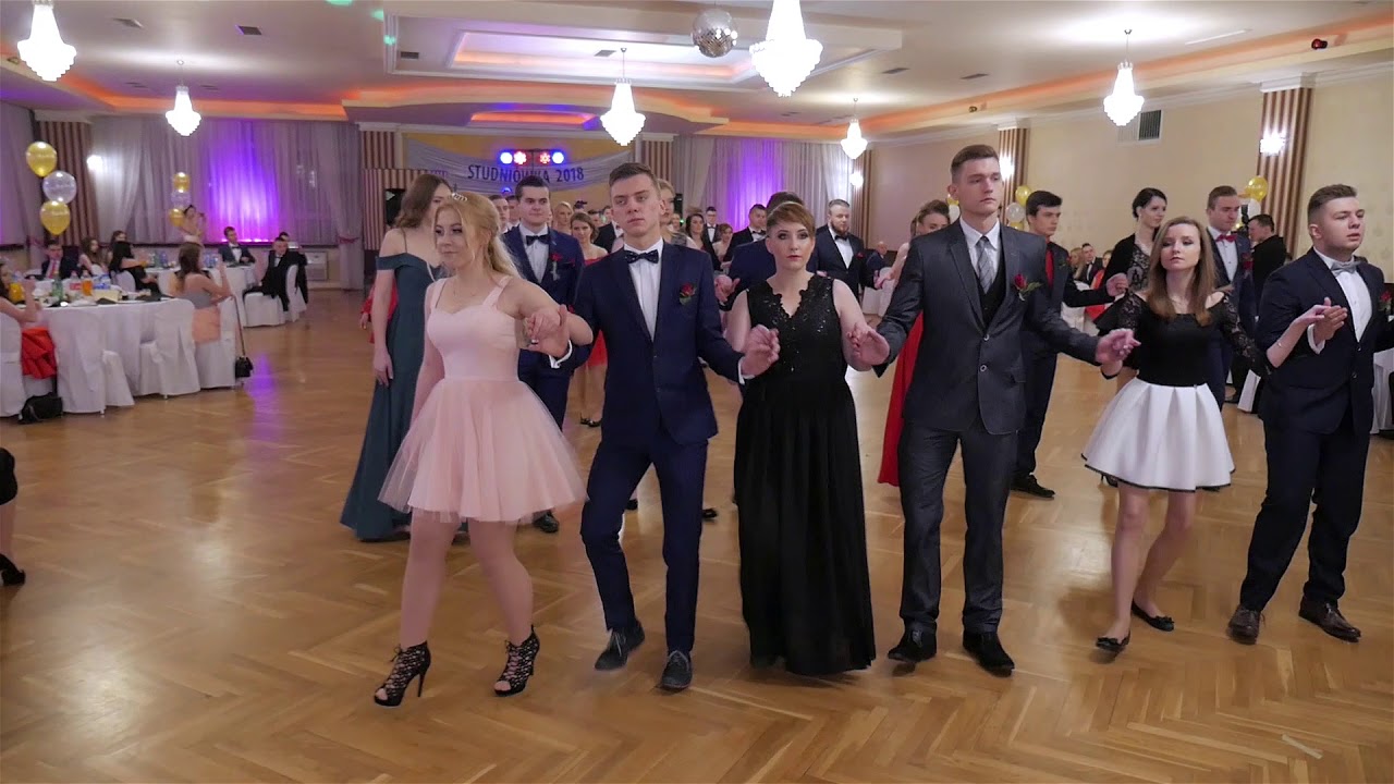 Studni&oacute;wka 2018r- Zesp&oacute;ł Szk&oacute;ł im. prof. Romana Gostkowskiego w Łazach