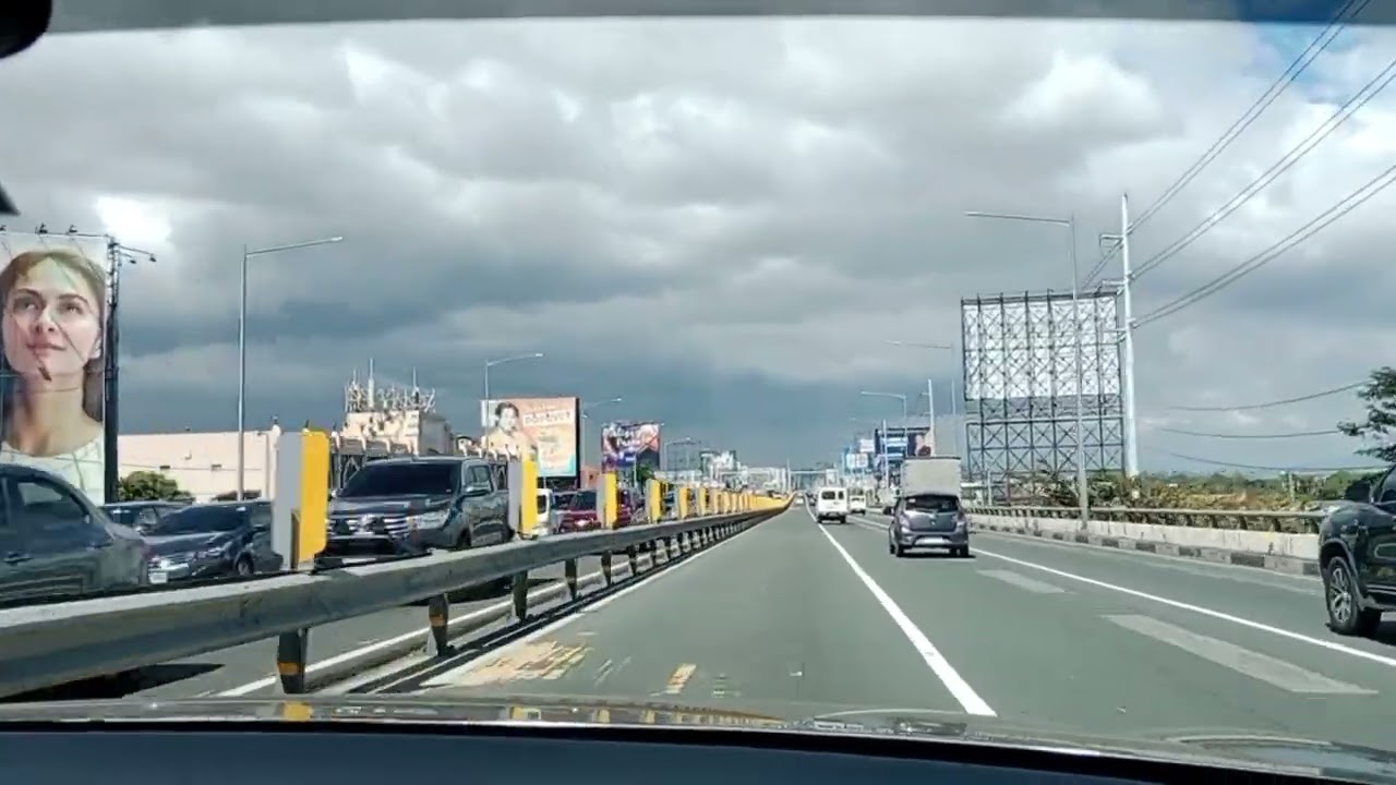 ENTERING SKYWAY FROM FILINVEST ALABANG TO MACAPAGAL P'QUE