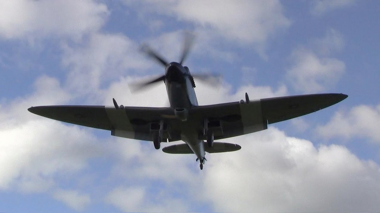 Spitfire XIV Special ► Part 1/2 ✈ Ardmore Airport