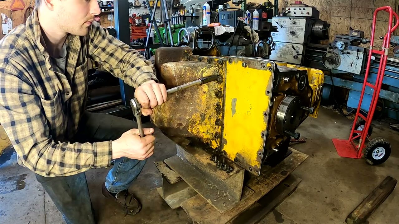 CAT Bulldozer: Putting The Engine Together Wrong