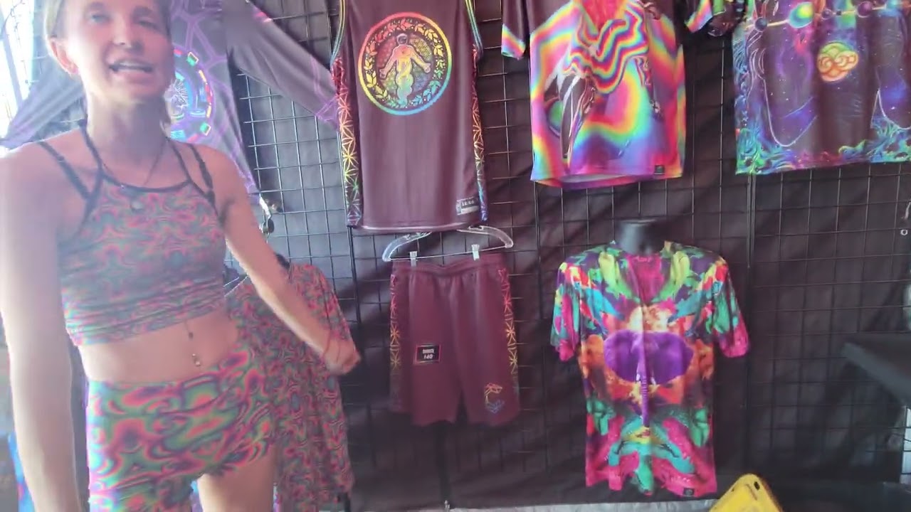 Looking through the vendors @ Wakaan festival 2023