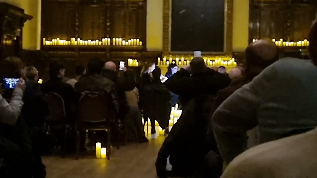 Pink Floyd by candlelight, Comfortably Numb