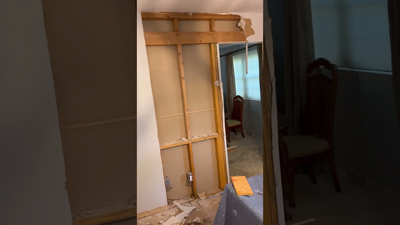 Load bearing opening