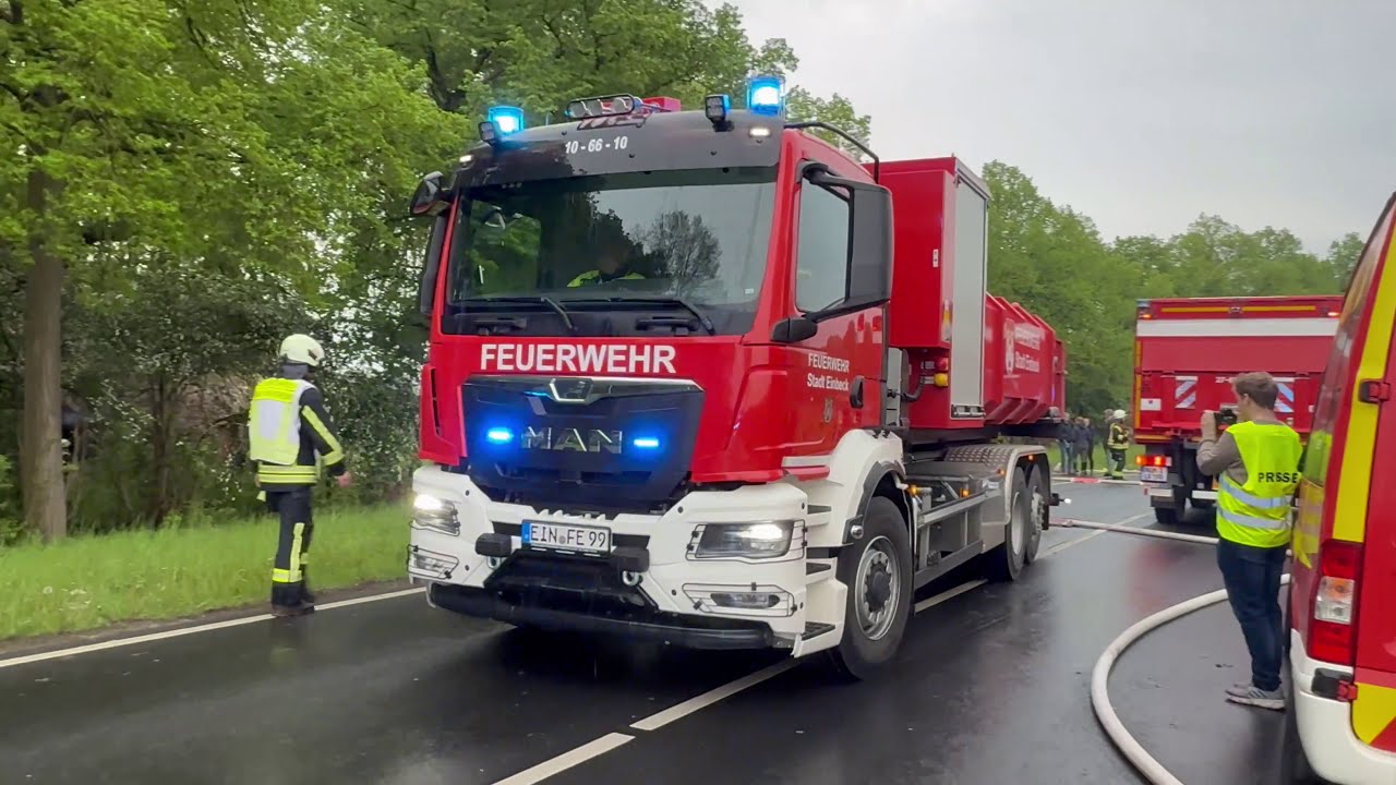 [Gebäudebrand] WLF AB-WASSER Freiwillige Feuerwehr Einbeck