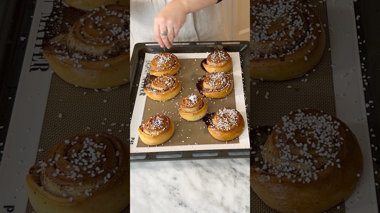 Kanelbullar: Swedish Cinnamon Buns!