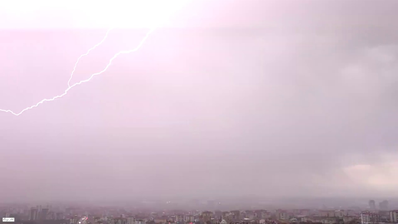 Malatya'da Şimşekli ve Yıldırımlı Hava-08.04.2020