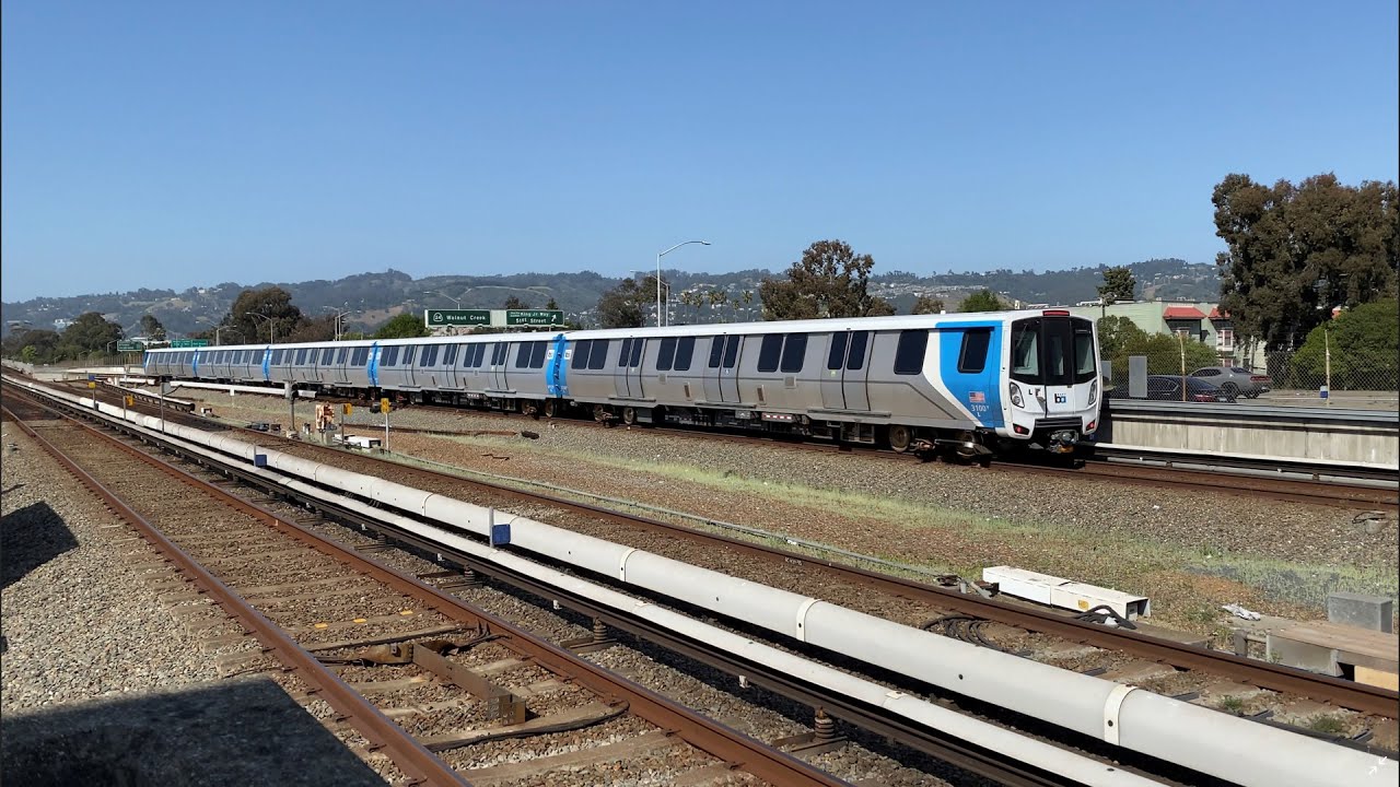 Bay Area Rapid Transit [BART] Trains @ MacArthur (4/26/22)
