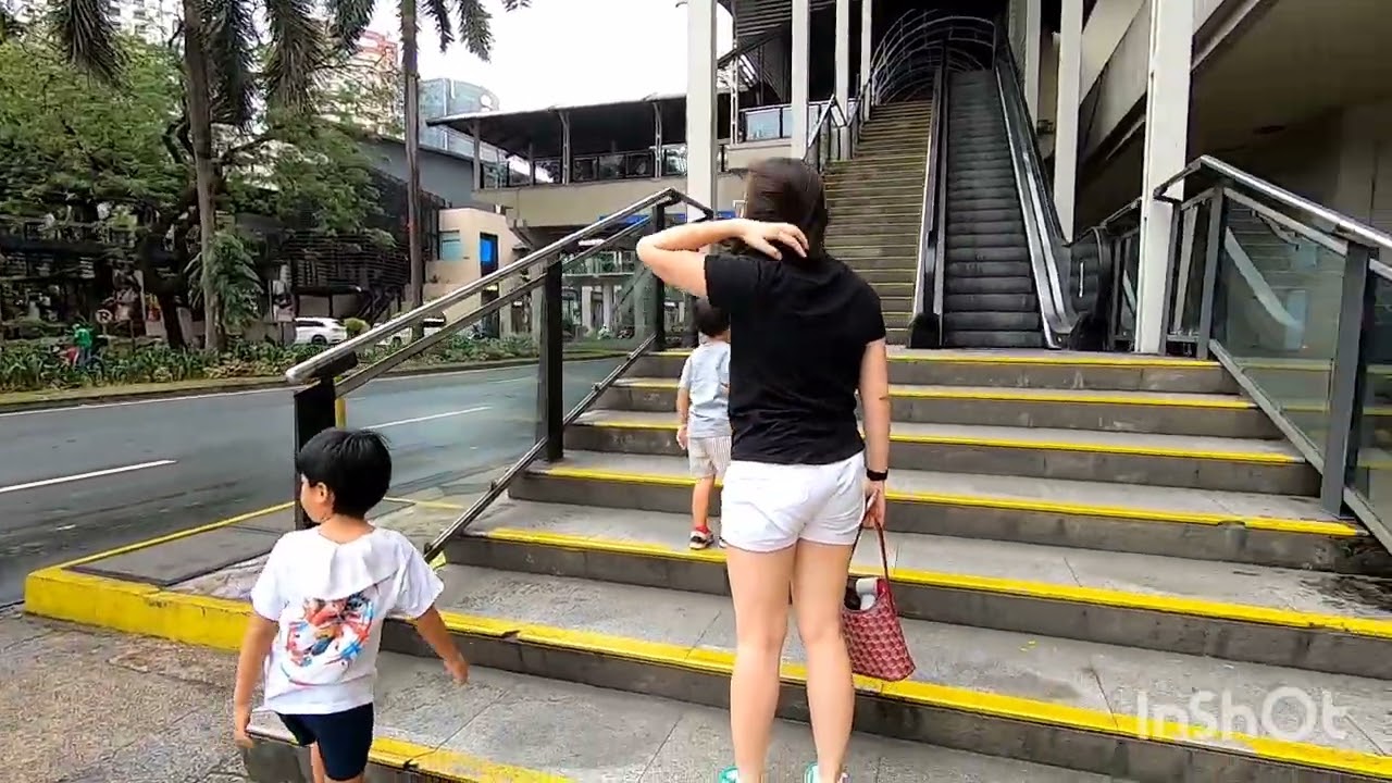 EDSA REHAB!MAHABA NA ANG SIDEWALK UPGRADE!EDSA  FOOTBRIDGES!AYALA'S TWO ESCALATORS WITH STAIRS!