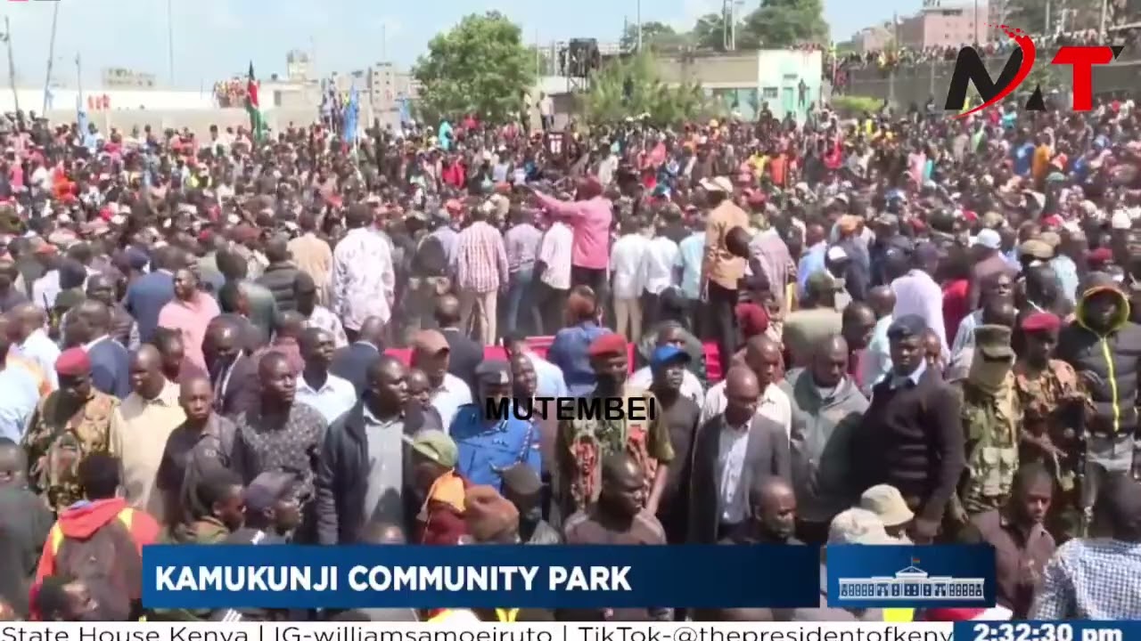 FIREWORKs AS PRES RUTO ROARS IN KAMUKUNJI DESTROYING OPPOSITION!!