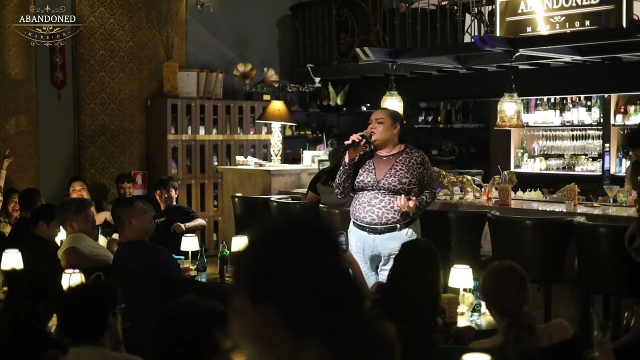 มือปืน | พงษ์สิทธิ์ คำภีร์ Cover by คุณเอ็ม The Voice | Sukhumvit live jazz