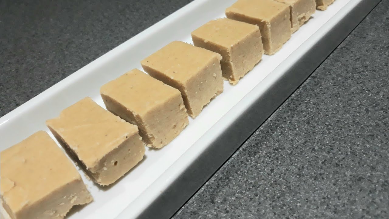 Maida Burfi I 90's Kids favourite sweet Halkova recipe I Palkova recipe I By Amilah'sLittlesKitchen!