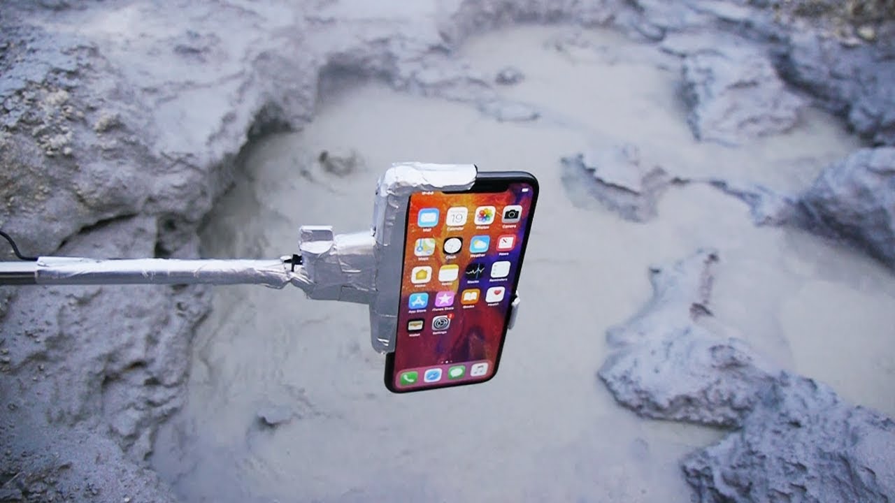 What Happens If You Dip an iPhone X in Boiling MudPot?