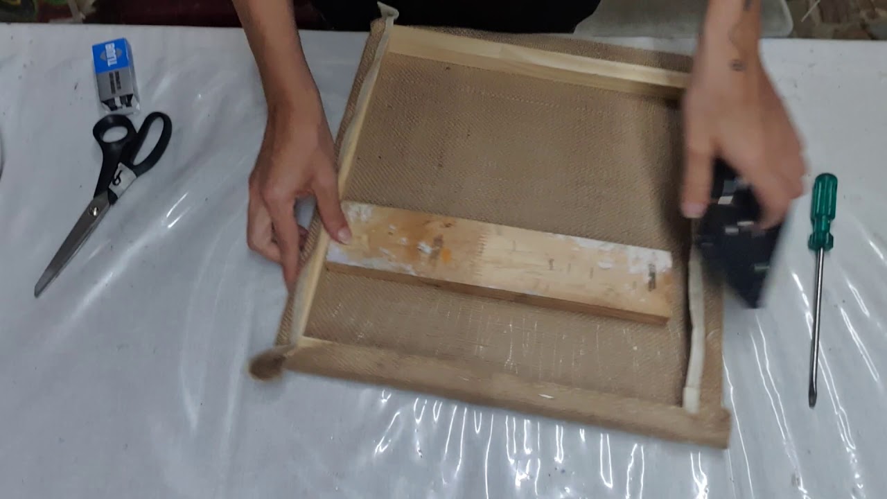 Como Engrampar tela de Arpillera al bastidor