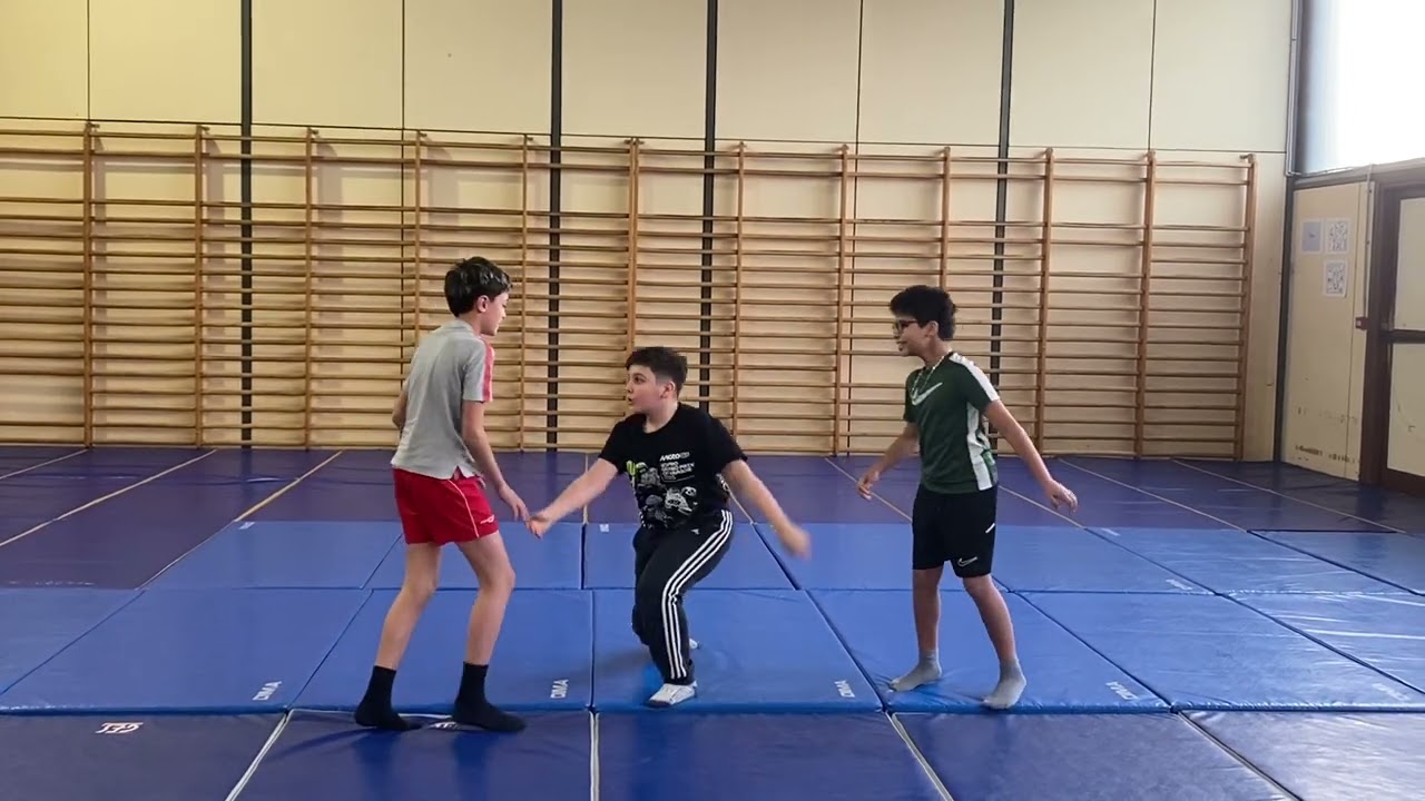 NOAH CURTIS ENZO en Acro SPORT