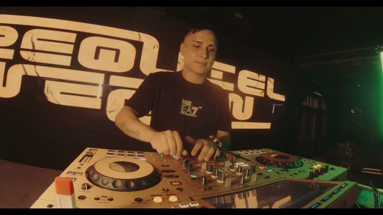 SET LIVE - EZEQUIEL VERON - TOKIIO BY (DORSIA)