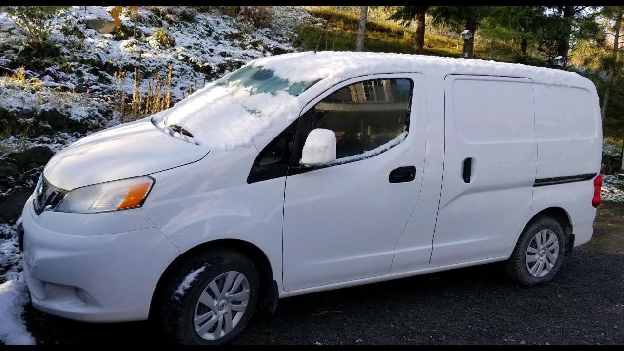 Rebuilding a wrecked Nissan NV200 from copart prt 1