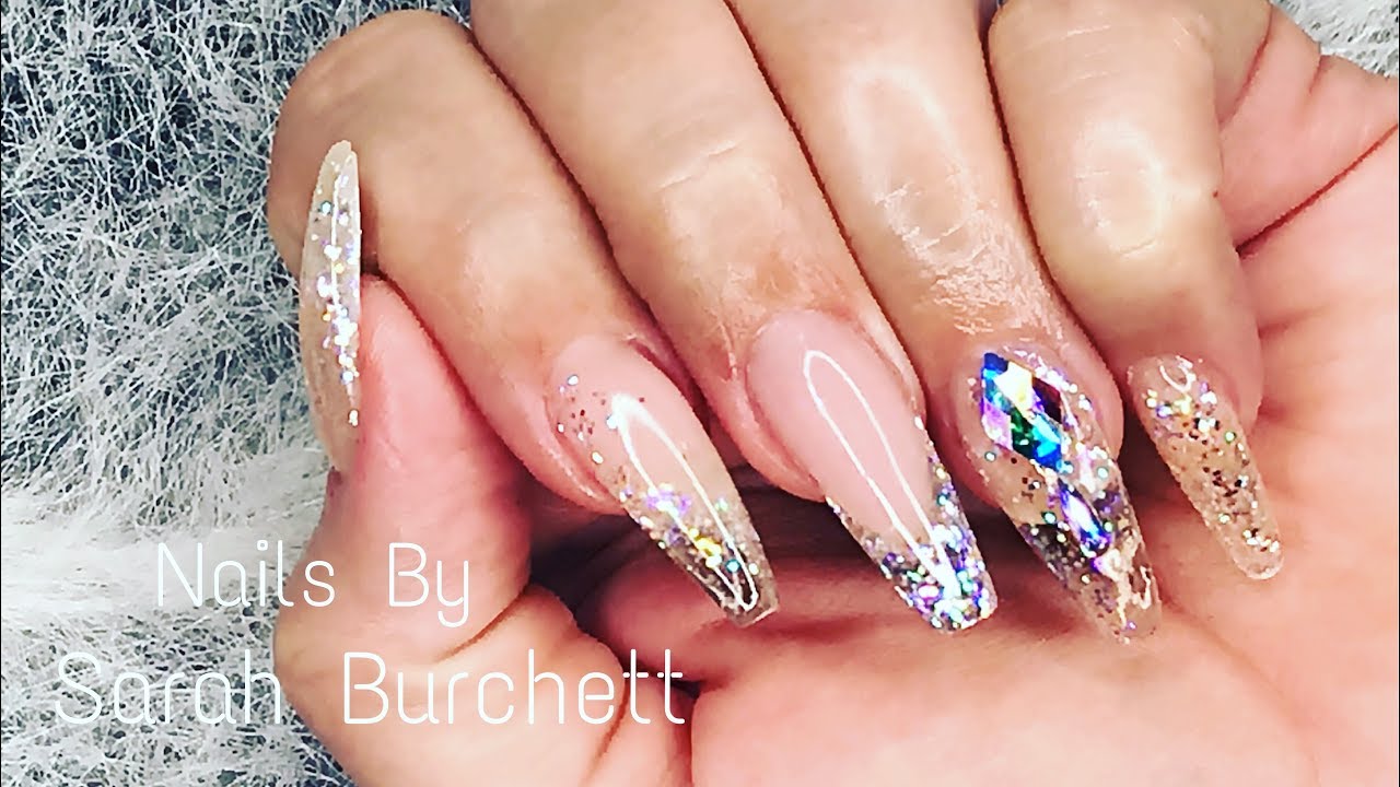 sculpted hard gel simple winter inspired design using Young Nails Synergy Gel