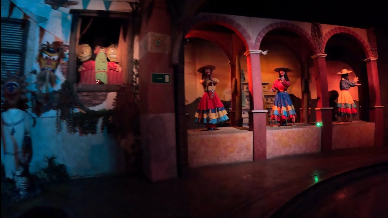The El Paso Special | Bobbejaanland | OnRide