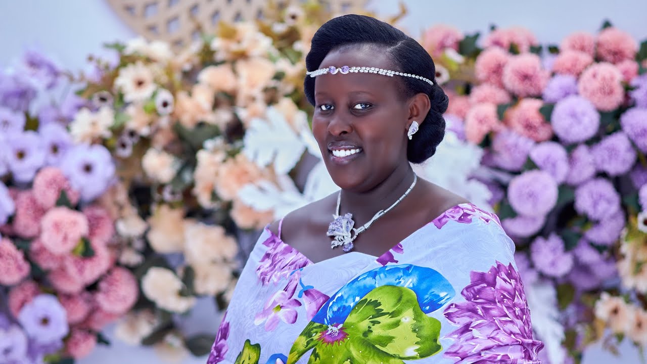 FLAVIA'S KUHIGIRA @ Roja photography 