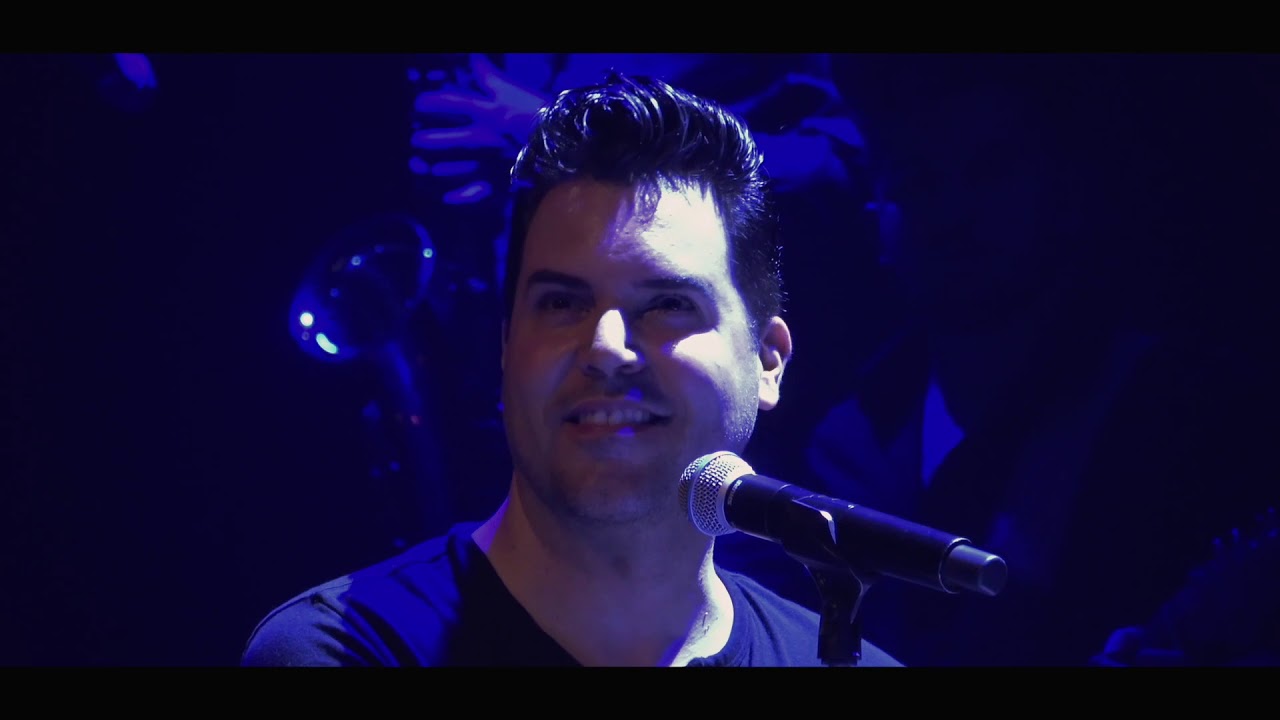 Frankie Moreno - Bridge Over Troubled Water