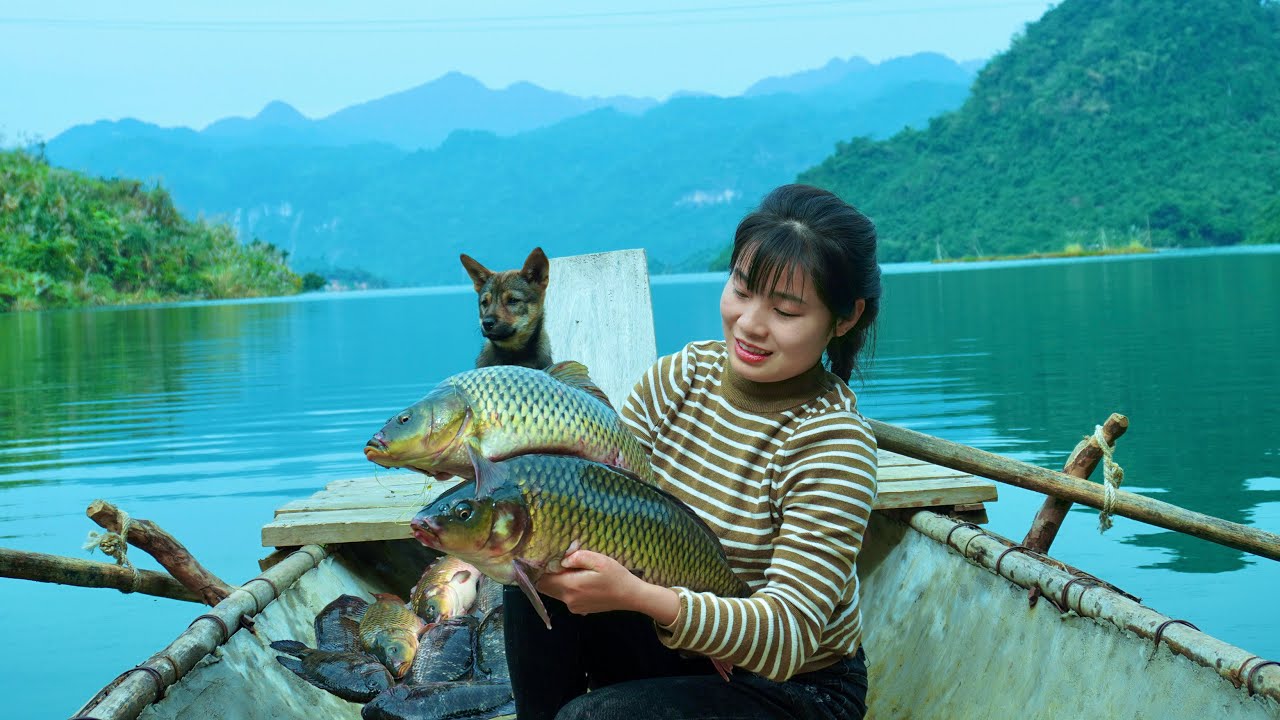 Fishing on a Vast Lake: The Perfect Trap and Kayaking Adventure