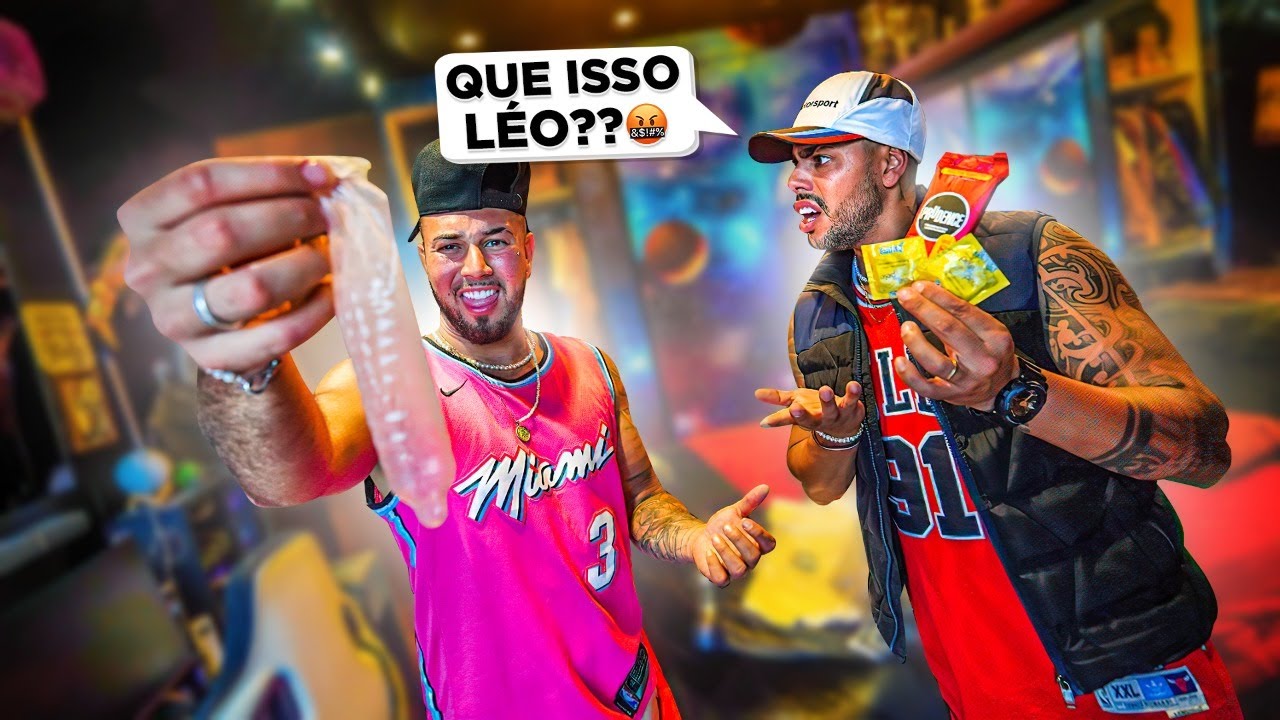 NÃO ACREDITO * encontrei isso jogado no quarto Lèo *