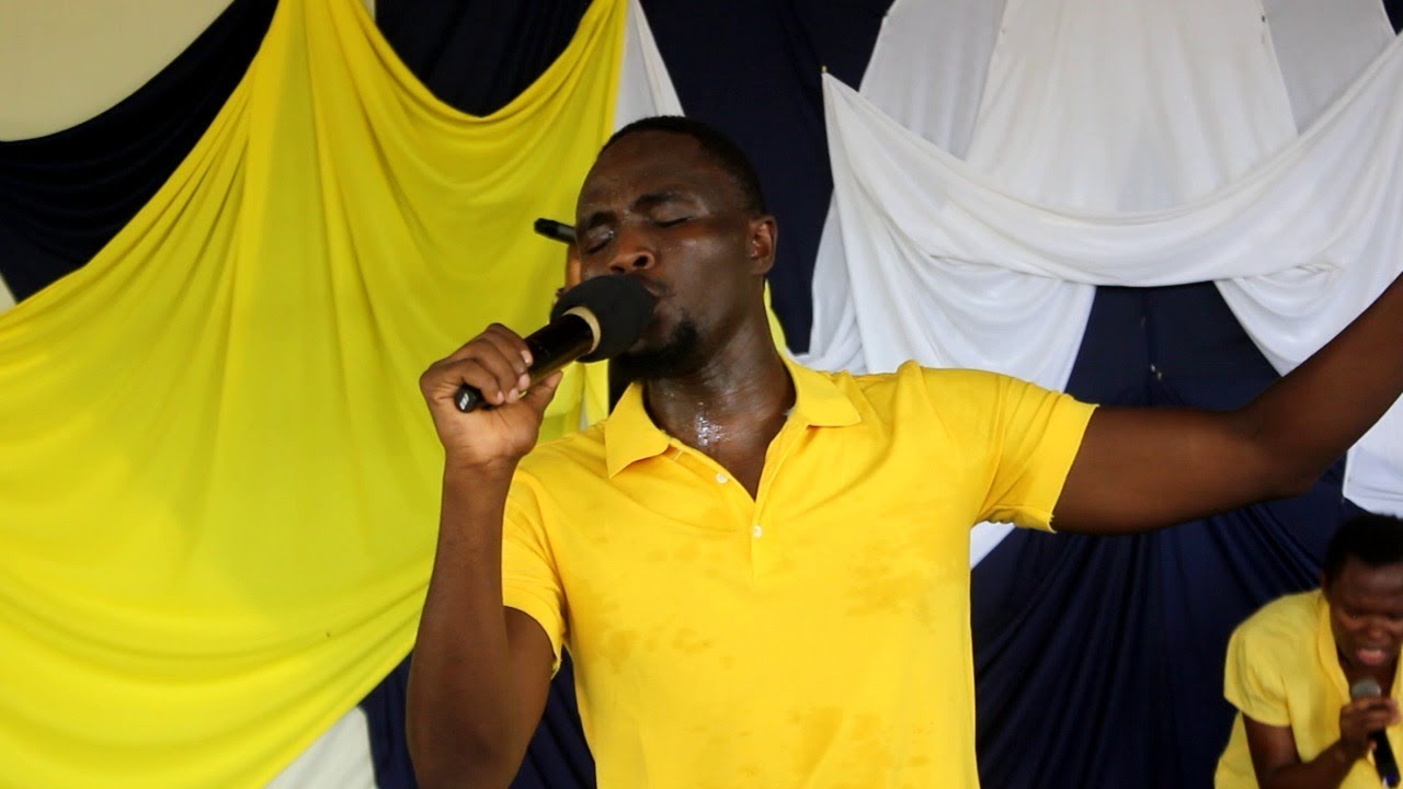 POWERFUL WORSHIP. Mwokozi Yesu Ninakuabudu song.