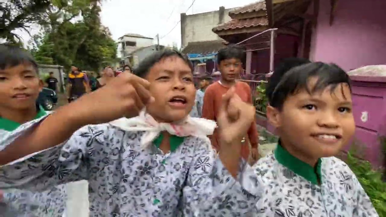 pawai samen cimelati pangkalan tenjolaya bersama drumband rma