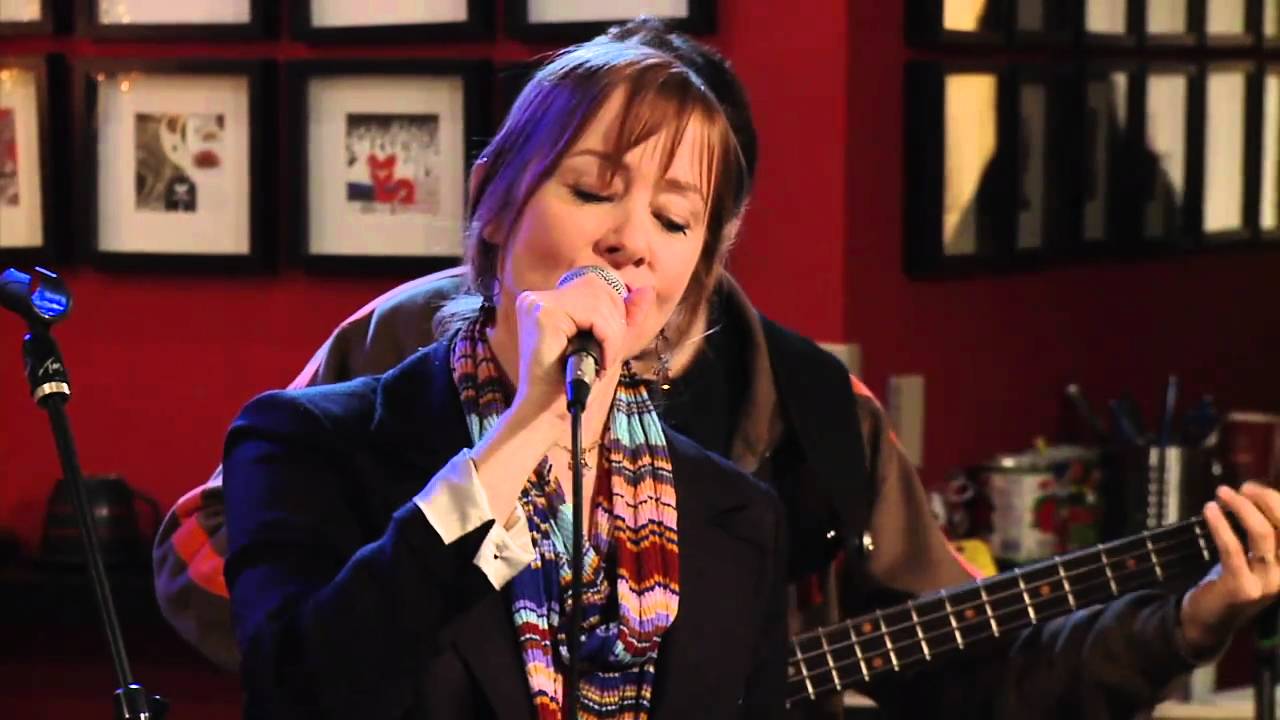 Suzanne Vega performs 