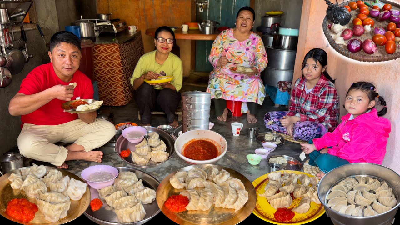 Village Style Chicken Momos Recipe: Authentic Nepali Food Cooking & Eating in Village Darjeeling 
