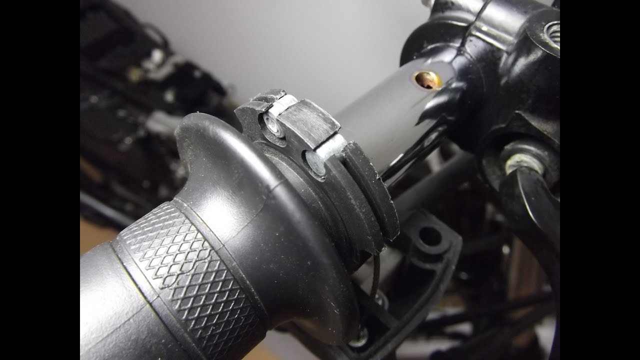スロットルワイヤーへ注油 - YAMAHA YB125 SP
