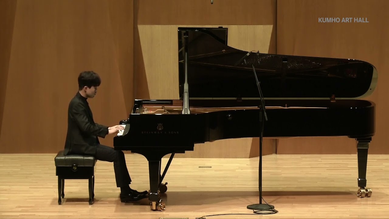 L. v. Beethoven Piano Sonata No. 16 in G major Op. 31/1 - Dasol Kim 김다솔