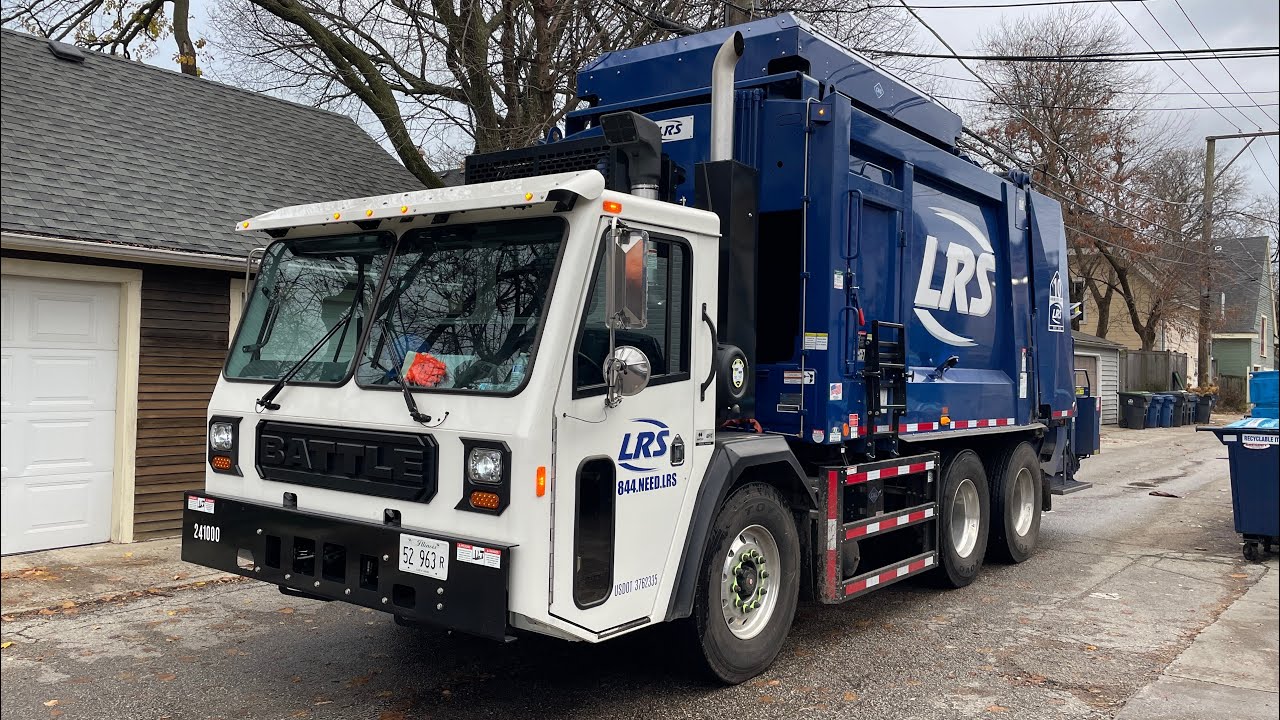 LRS CNG Battle Motors Heil 5000 Rear Loader Garbage Truck