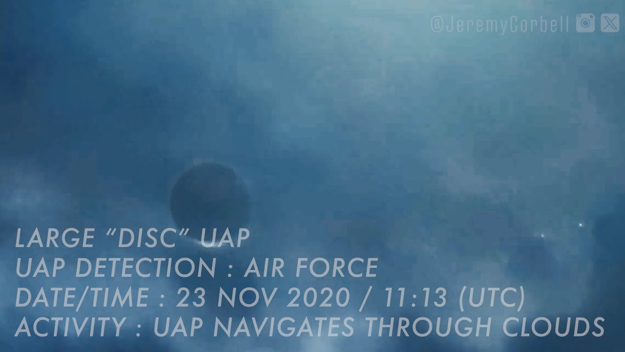 LARGE &ldquo;DISC&rdquo; UAP / ACTIVITY : UAP NAVIGATES THROUGH CLOUDS / DETECTION : AIR FORCE / 23 NOV 2020
