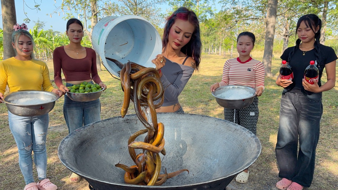Amazing cooking eel stir-fry and soup recipe