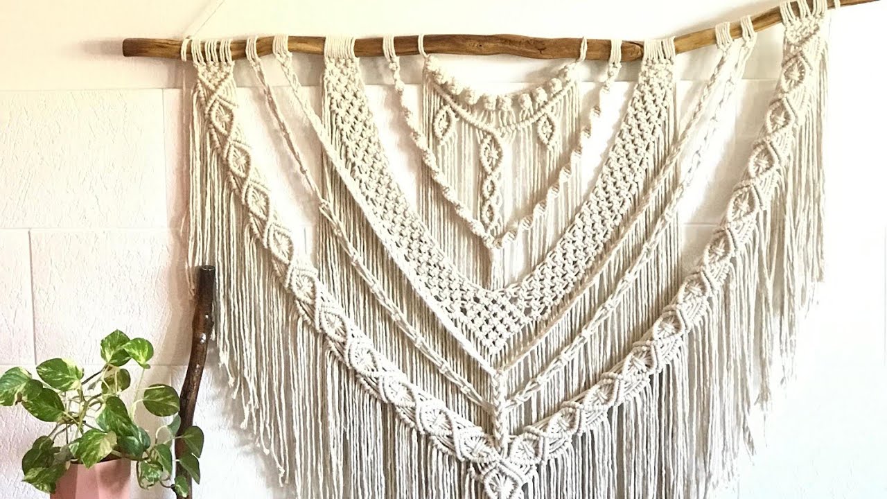 Paso a paso tapiz macrame grande 💫abajo dejo la parte 2 👇https://youtu.be/GOdFOMNaFrA?feature=shared
