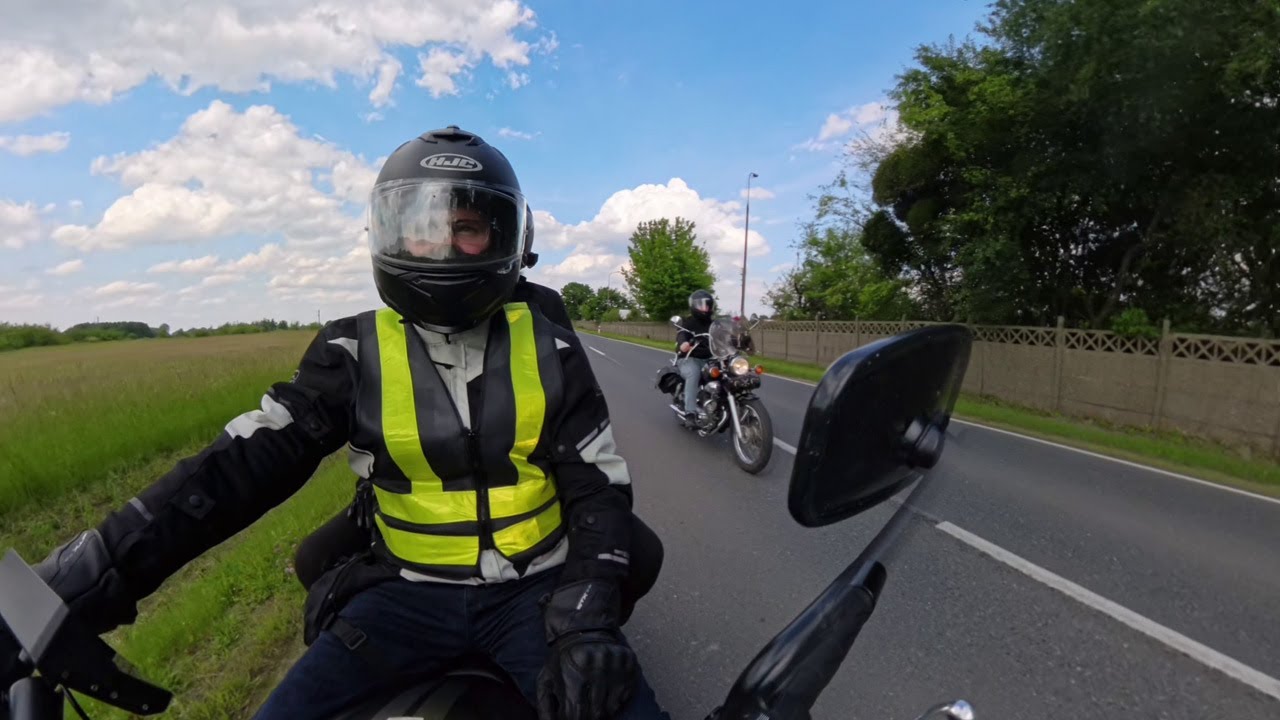 Motocykl o pojemności 125 - czy warto od tego zaczynać?