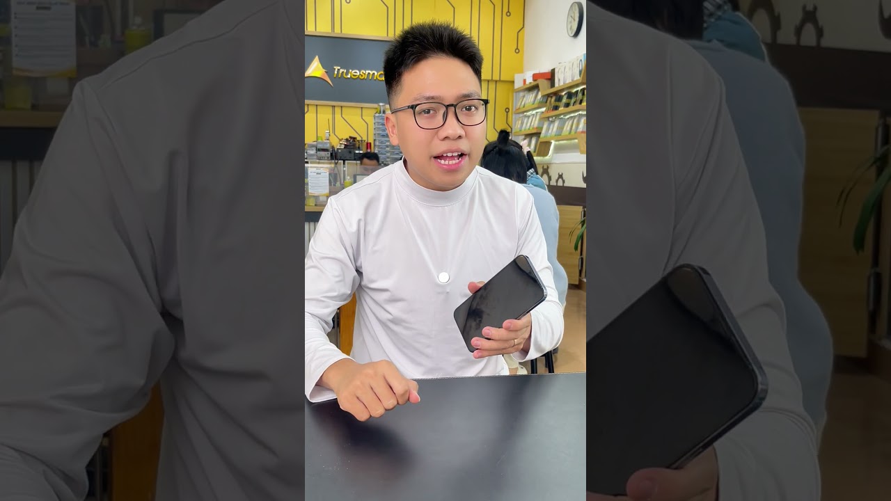 C&aacute;ch ph&acirc;n biệt m&agrave;n l&ocirc; v&agrave; m&agrave;n zin tr&ecirc;n iphone  #smartphone #truesmart #congnghe #iphone