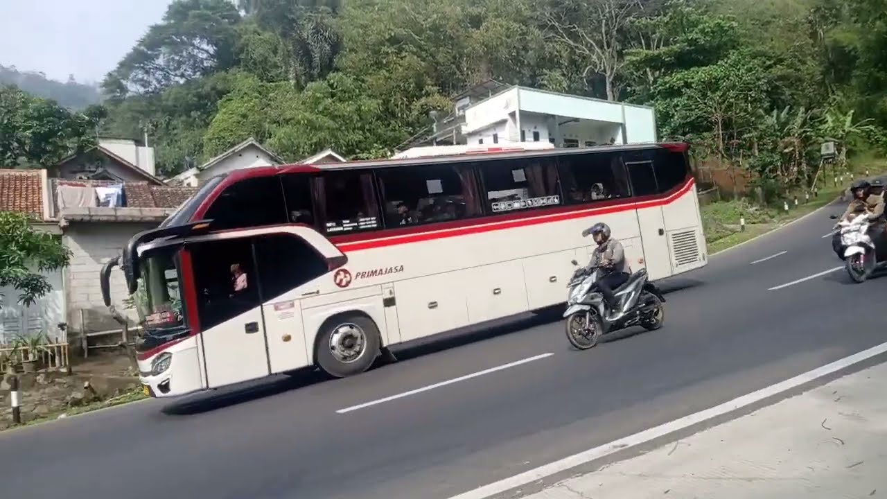 WOW! Turunan dan Tanjakan Nagreg nan Legendaris yang Kini Satu Arah