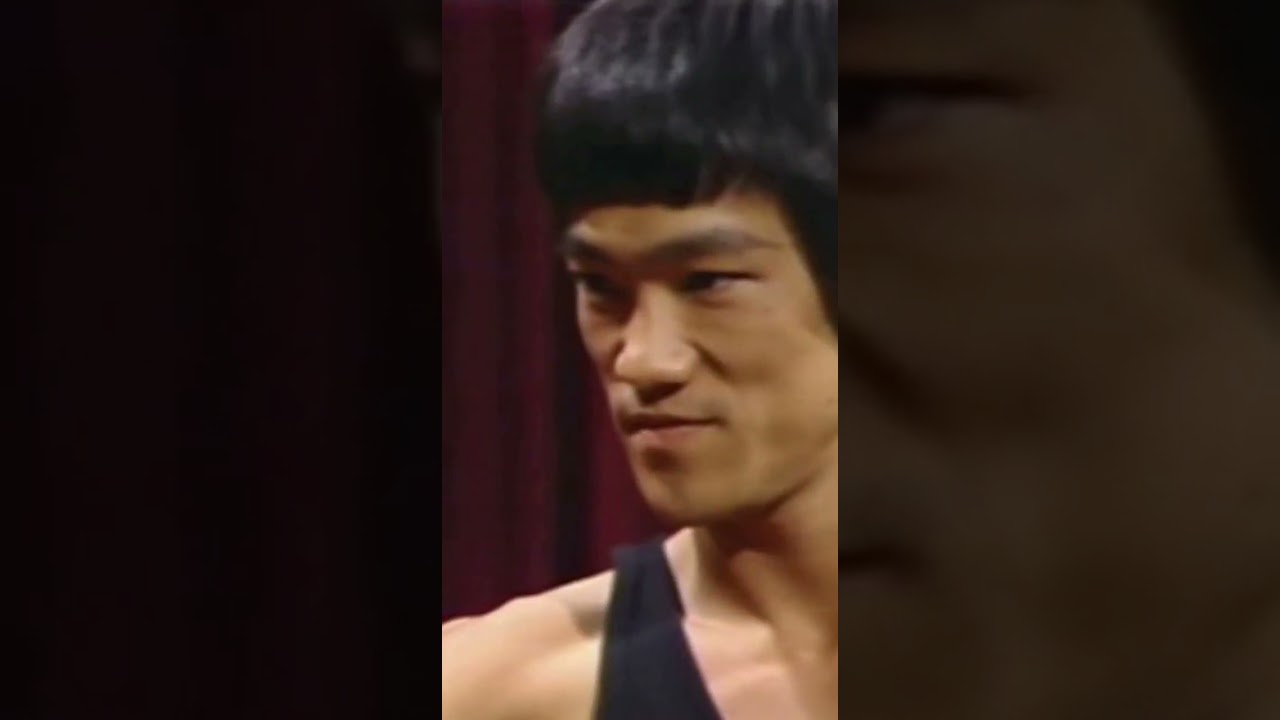 Legendary Martial Artist Teaches Host the One-Inch Punch – 1970s TV Shock! 