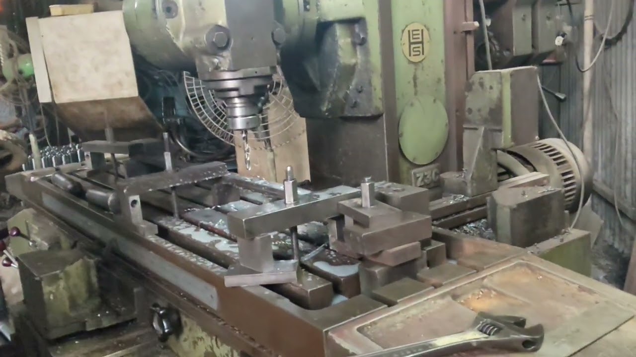 MILLING MACHINE PE MS PATA ME DRILLING AUR SLOTTING KAISE MARTE HAI