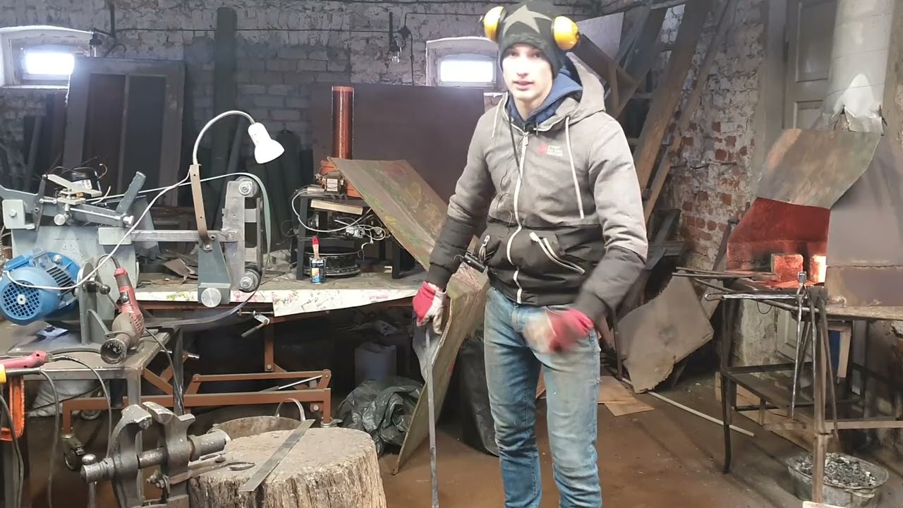 Dirbtuvėse gimsta Tėvo Stanislovo saulutė Nr. 397