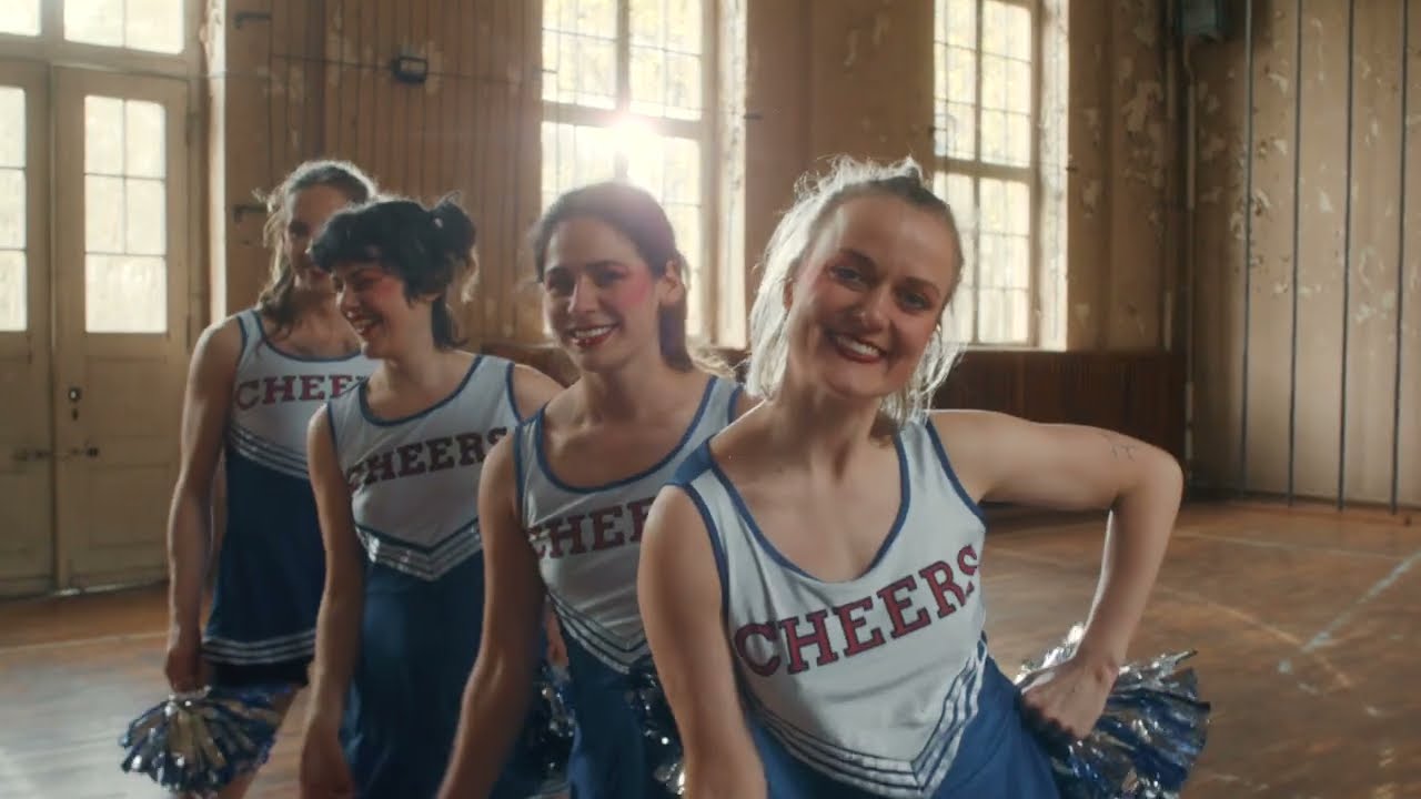 Atomic Lobster | Die traurigsten Cheerleader der Welt - Hidden Words