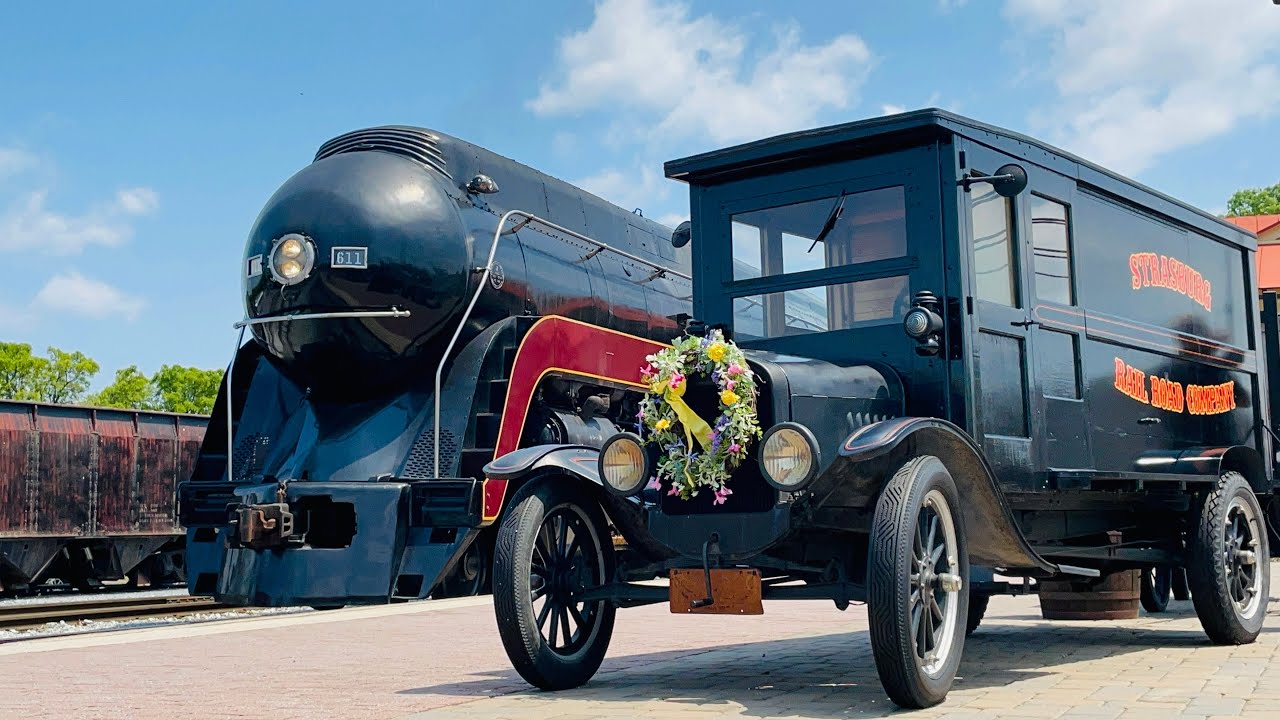 Norfolk and Western 611: The Flying Queen