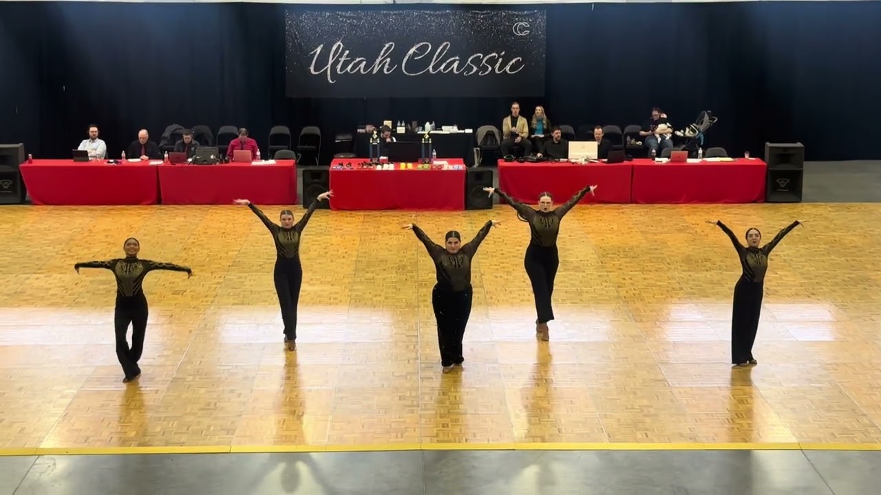 Star Struck Senior Starlettes performing Double Life at Utah Classic 2026