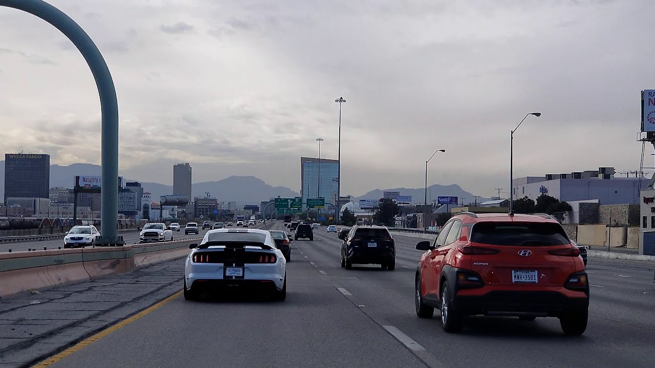 driving on I-10 West through El Paso texas. vw passat. Dec 2020