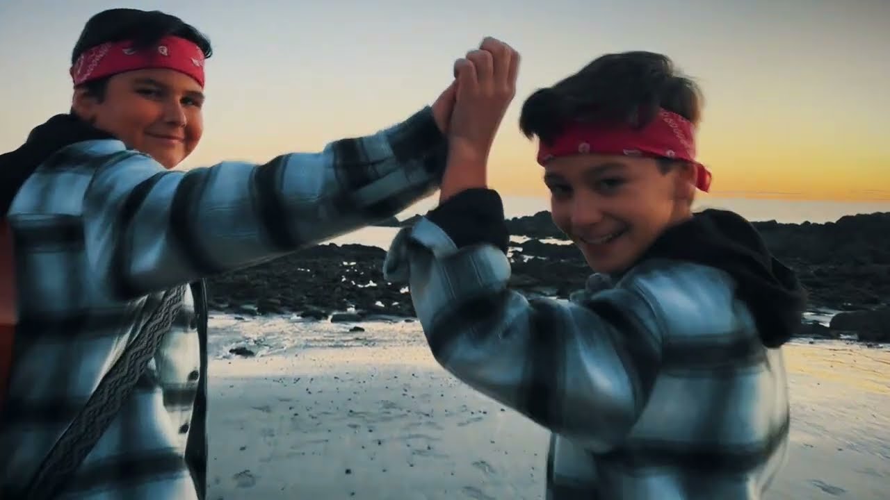 MAGENTA - Então fica [Official Music Video]