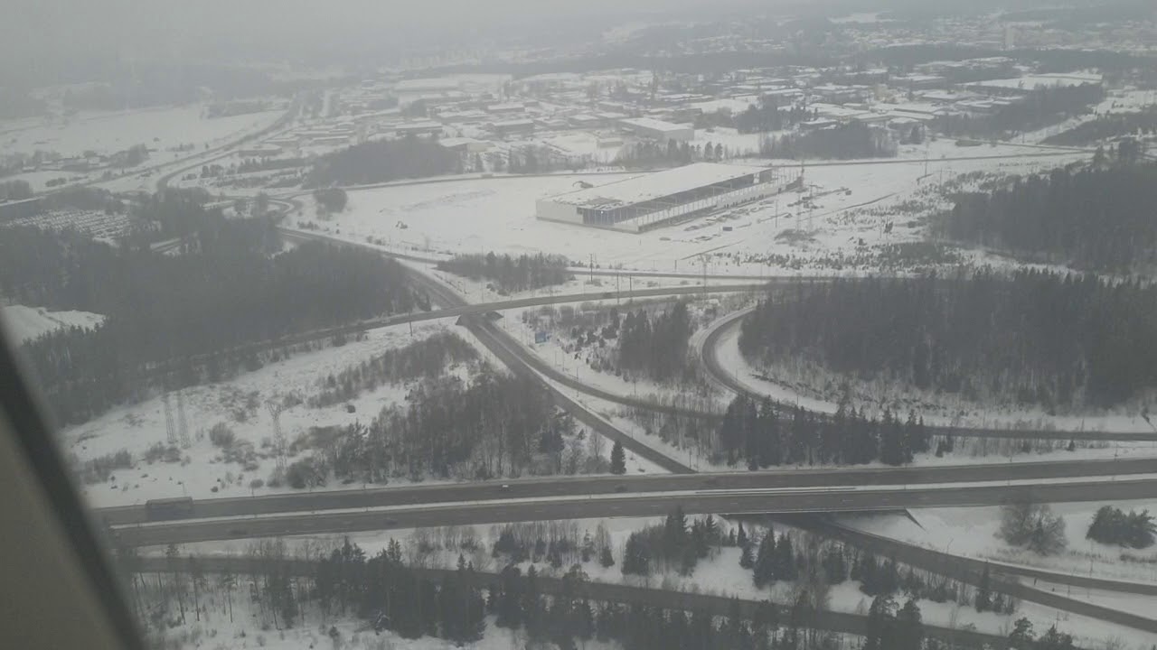 SAS SK1420 landning in winter condition Stockholm
