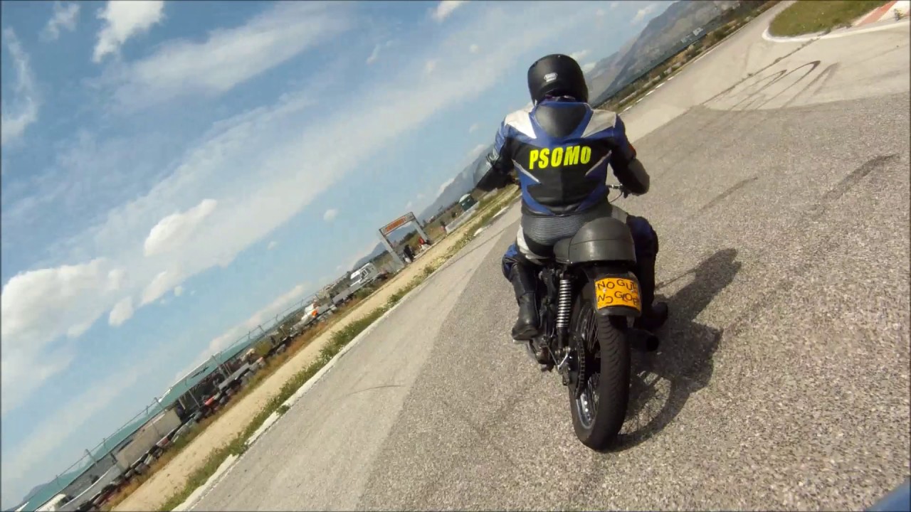 Classic Trackday Megara 22/4/2017 Yamaha SR500 3rd session