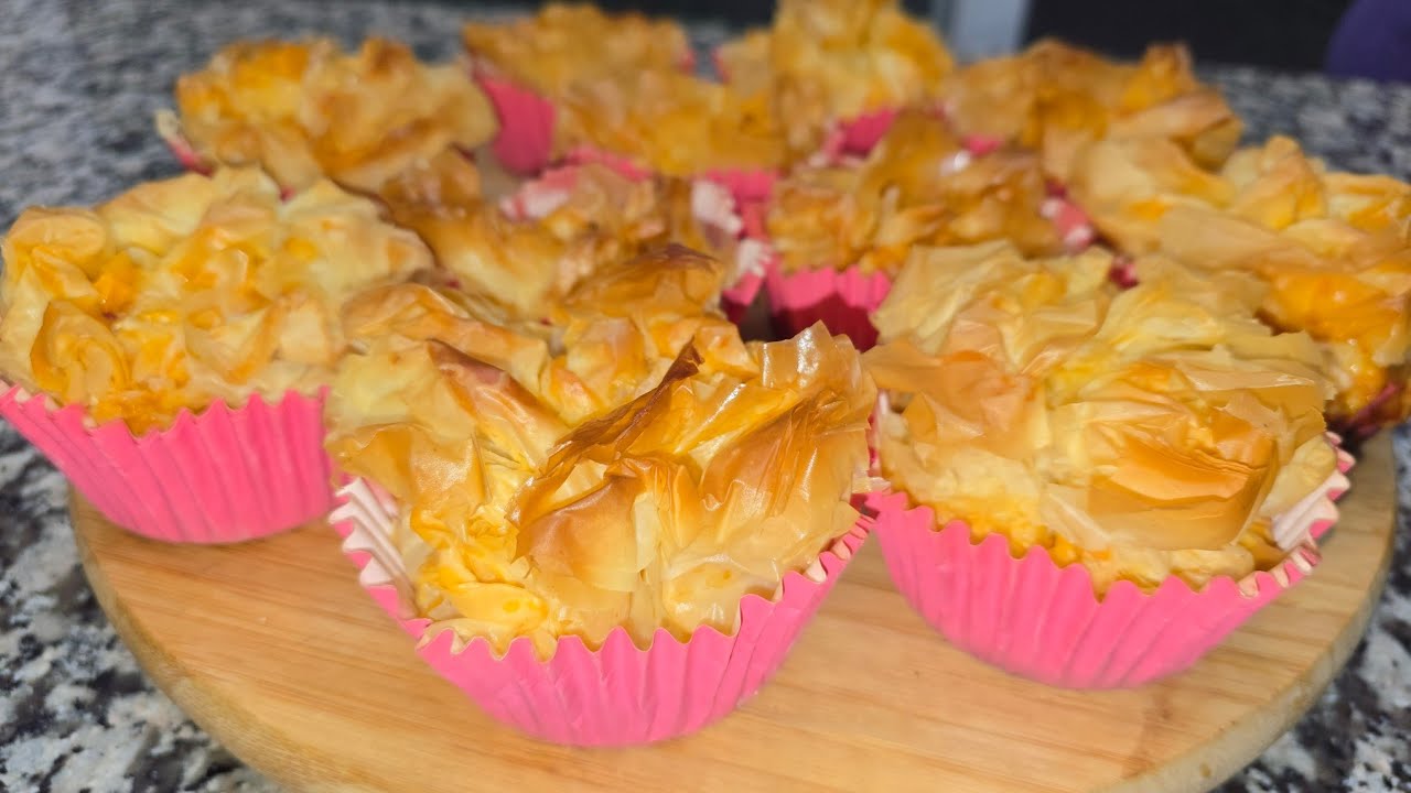 KAPKEK MUFFİN KALIBINDA CİPSTEN DAHA FAZLA  ÇITIRDIYAN BÖREK TARİFİ ÇITIR ÇITIR BÖREK TARİFİ #food 